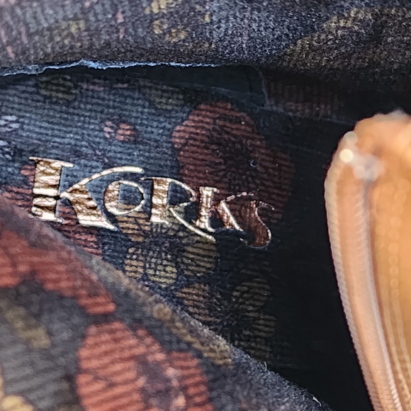 KORKS Gorgeous Burnished Finish Women's Tan Chandler Comfort Bootie Size 9 - Picture 8 of 8